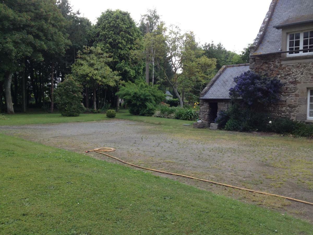 Maison D'Hotes "Bienlivien" Saint-Coulomb Exterior foto