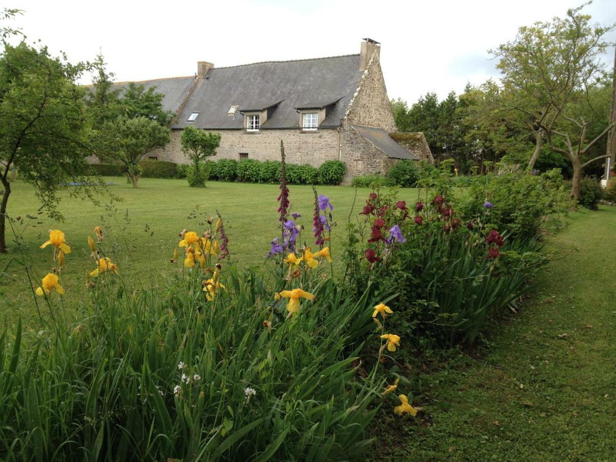 Maison D'Hotes "Bienlivien" Saint-Coulomb Exterior foto